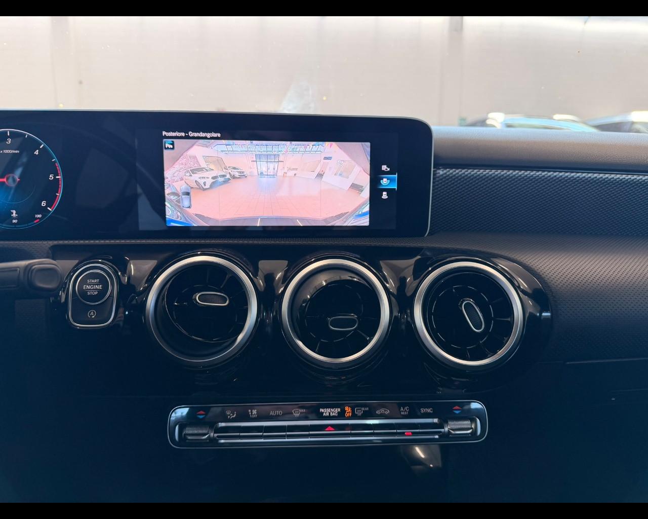 Mercedes-Benz Classe A (W177) - A 180 d Automatic Sport