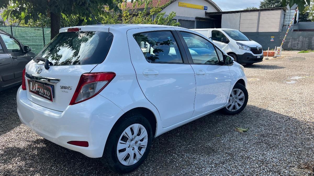 TOYOTA - Yaris 1.0 5p