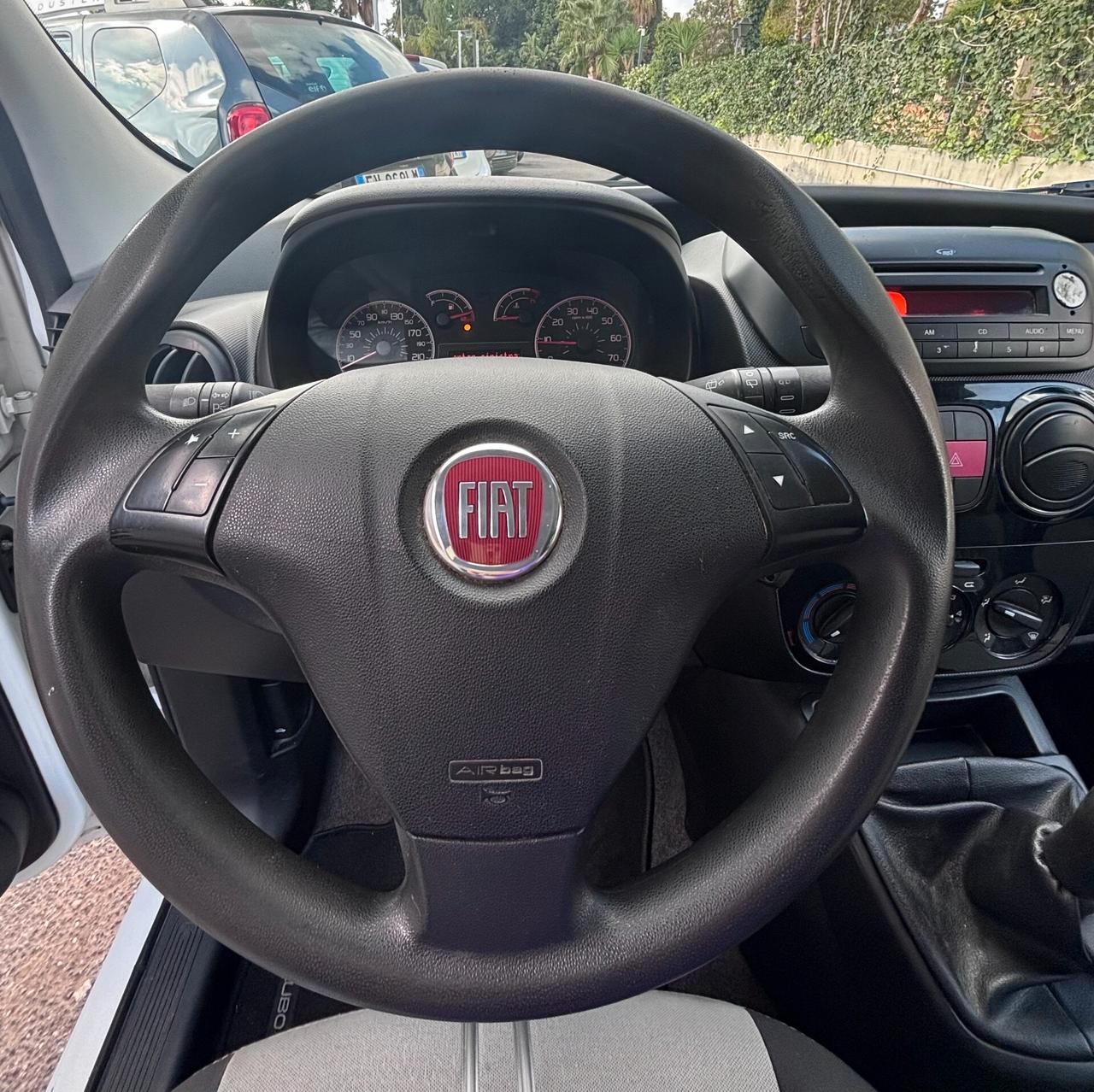 Fiat Qubo 1.3 MJT 75 CV Trekking (N1 Autocarro)