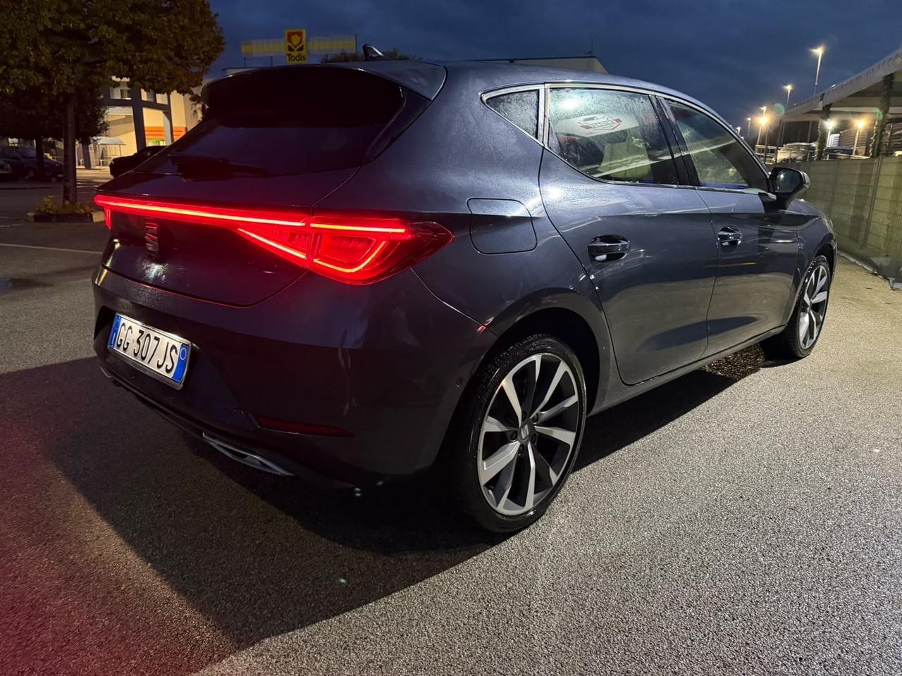 Seat Leon 1.5 131CV DSG FR TGI BENZ/METANO NUOVA