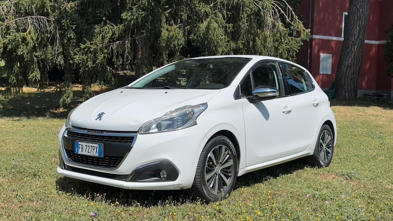 Peugeot 208 PureTech 82 5P 2016 PERFETTA GPL Neop LEGGI TESTO