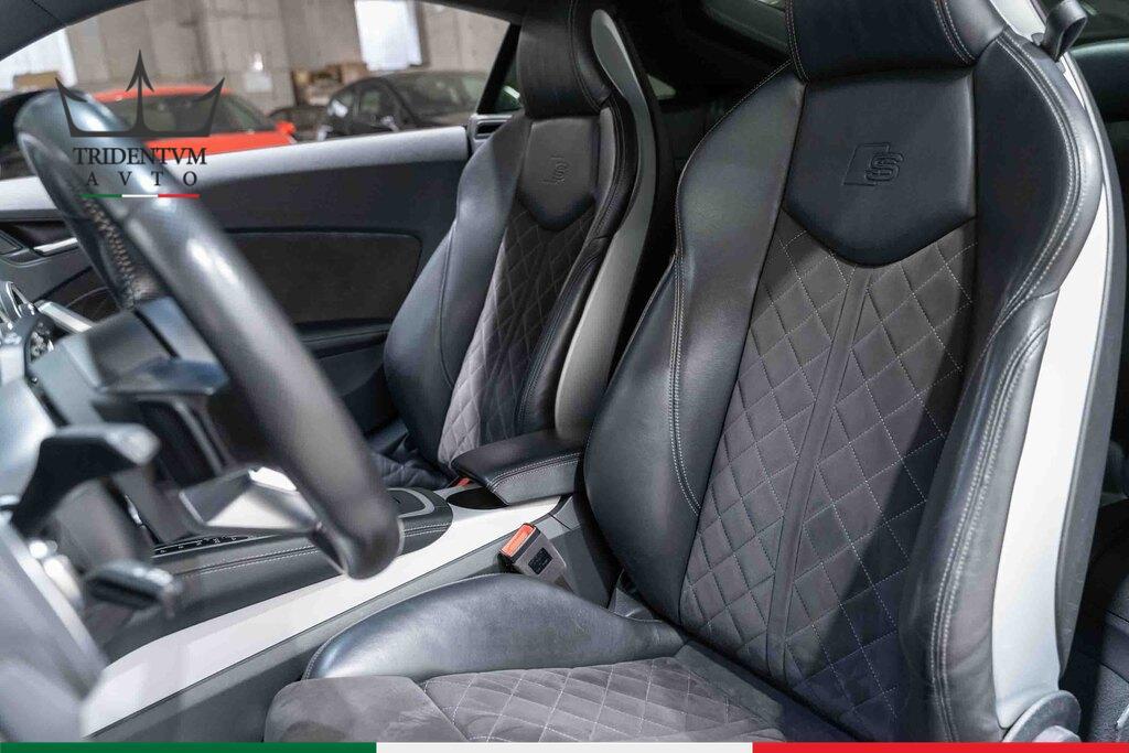 Audi TT Coupe 2.0 tfsi S line quattro s-tronic