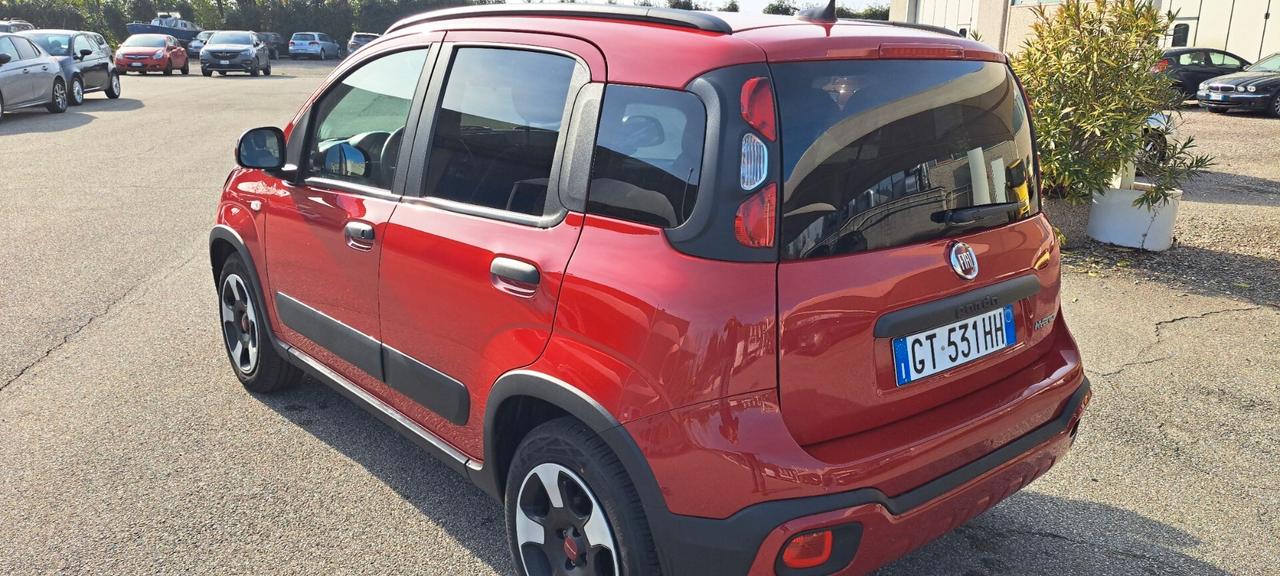 Fiat Panda Cross 1.0 FireFly S&S Hybrid