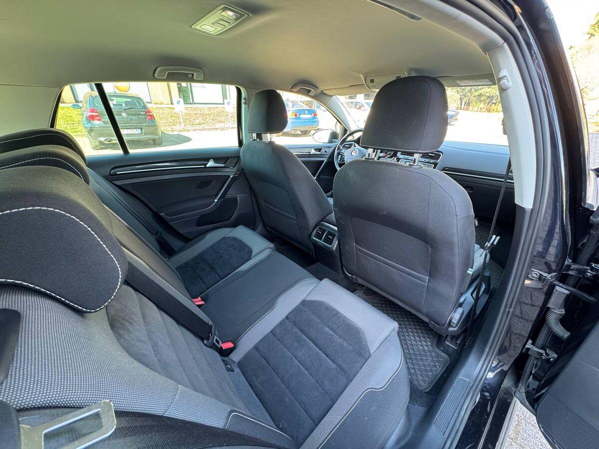 Volkswagen Golf 2.0 tdi Highline Executive 150cv 5p dsg E6