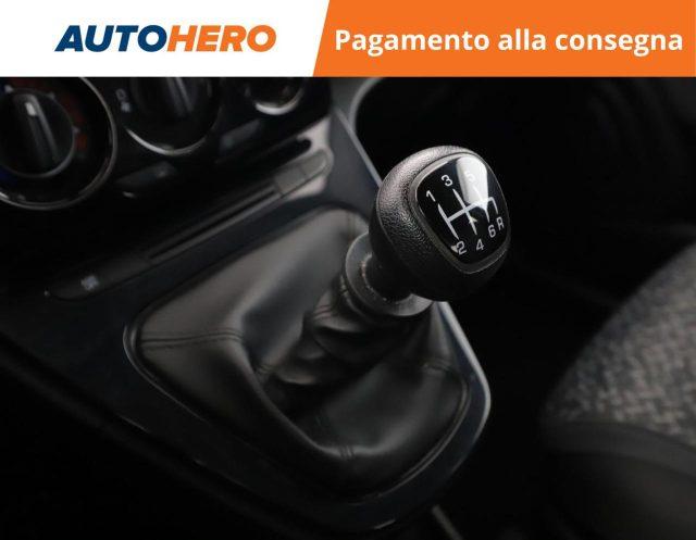 LANCIA Ypsilon 1.0 FireFly 5 porte S&S Hybrid Ecochic Silver