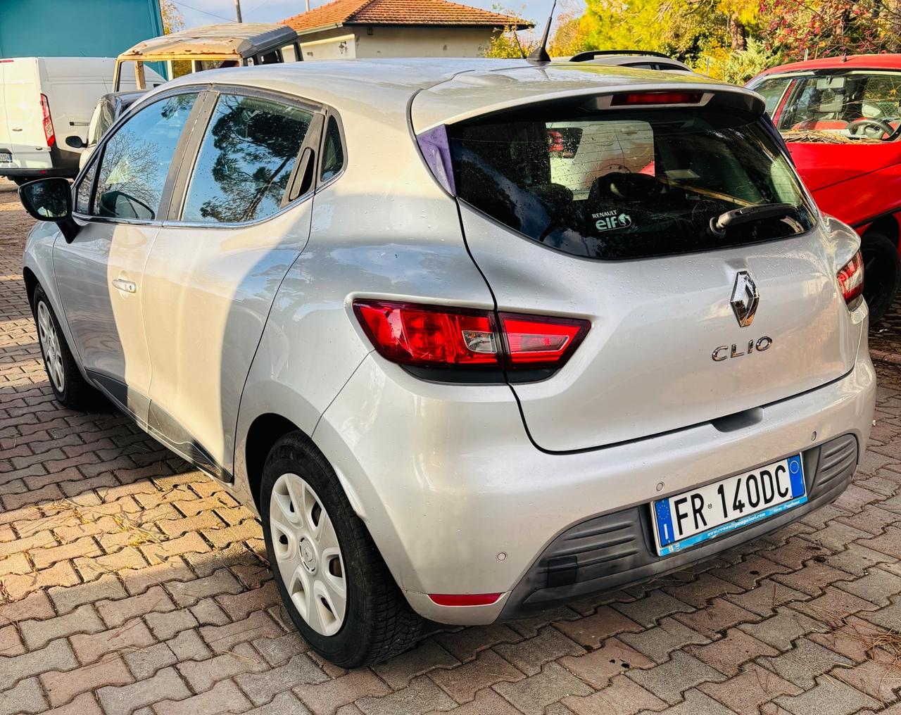 Renault Clio dCi 8V 75 CV Start&Stop 5 porte Energy Duel