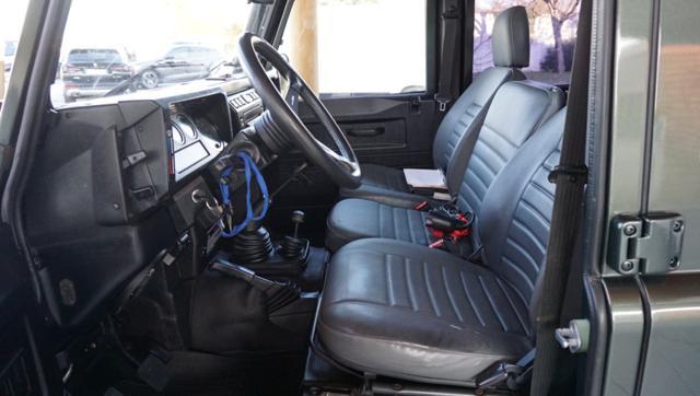 LAND ROVER Defender 110 2.5 Td5 cat S.W. S