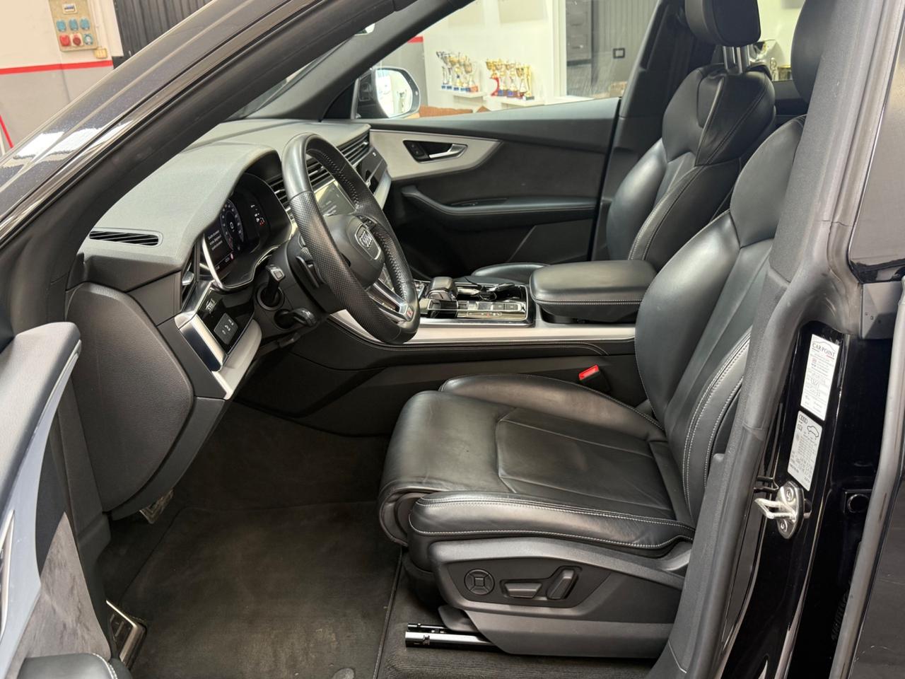 Audi Q8 50 TDI 286 CV quattro tiptronic Sport