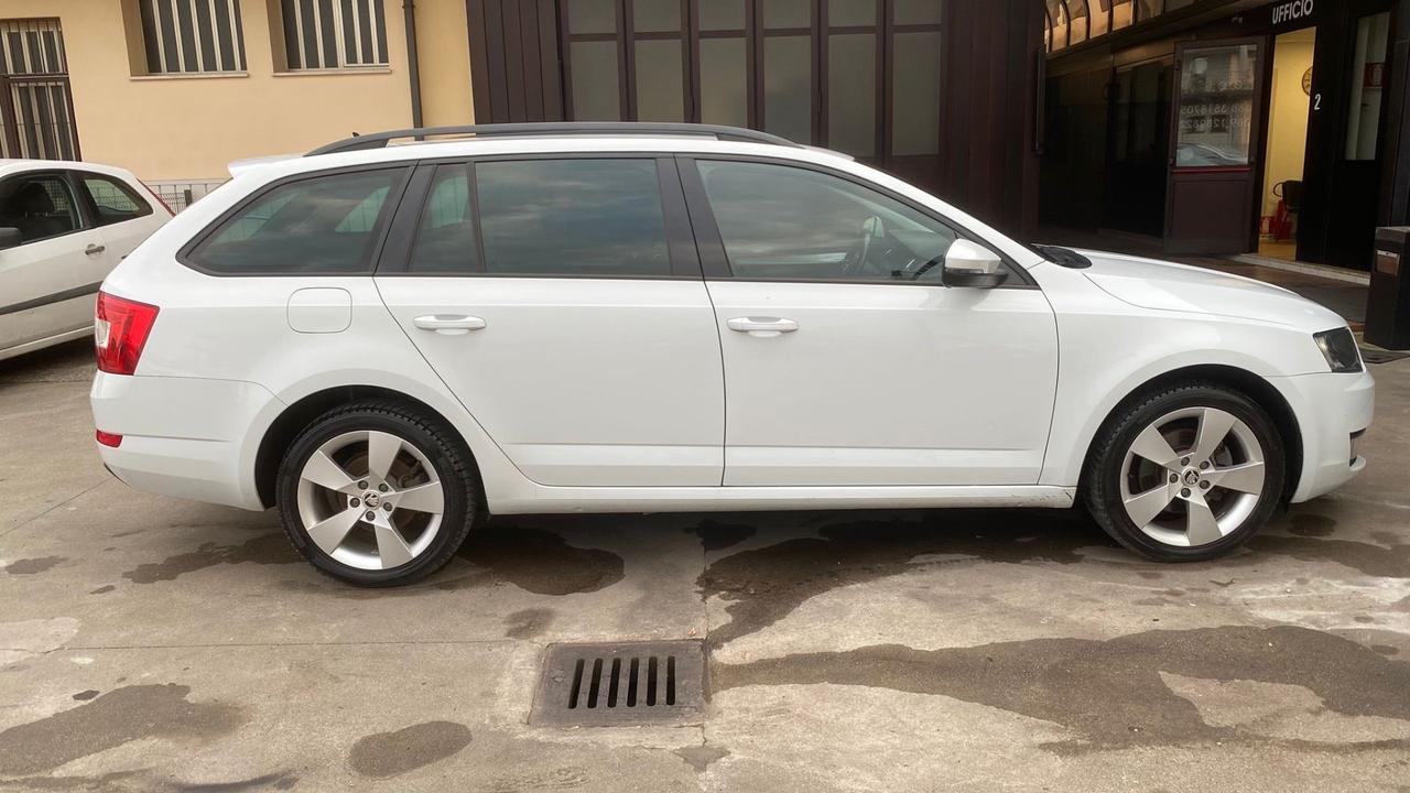 Skoda Octavia 1.4 TSI Wagon Executive G-Tec