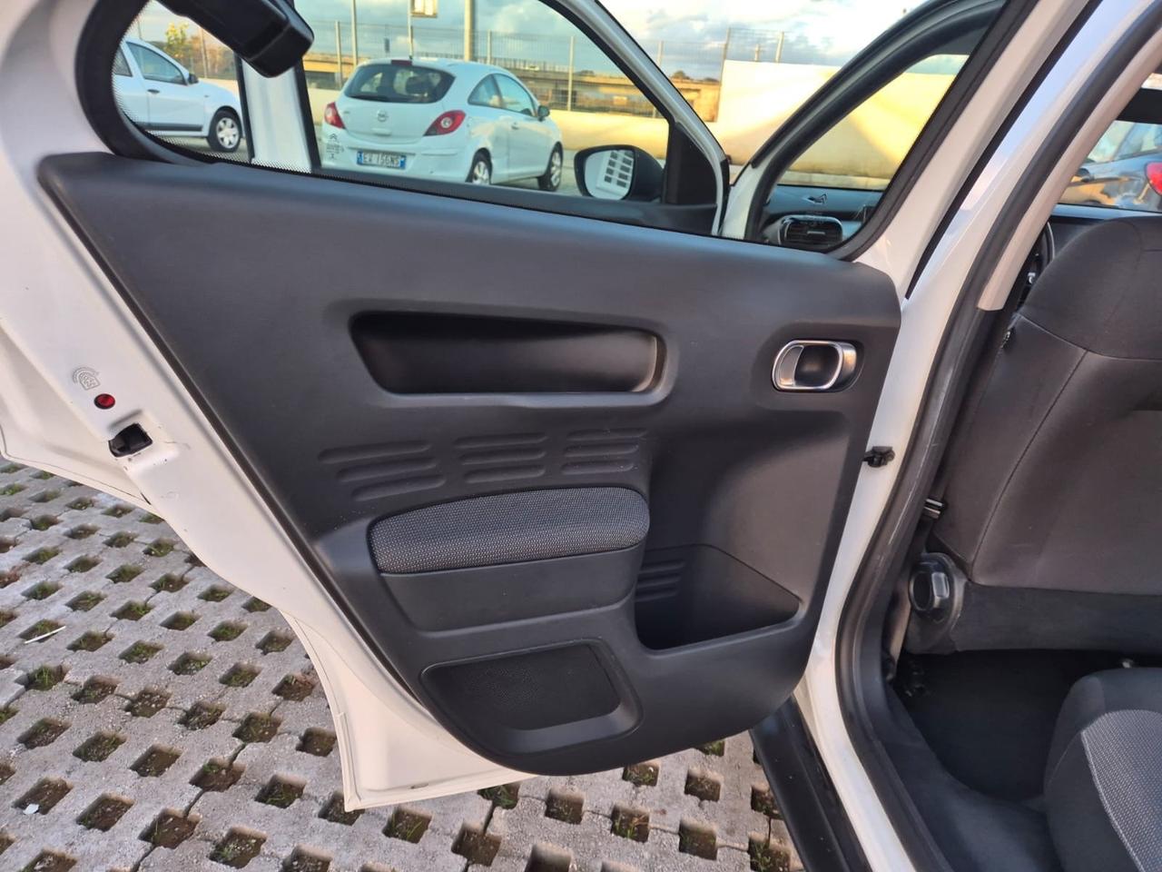 Citroen C4 Cactus BlueHDi 100 S&S Shine