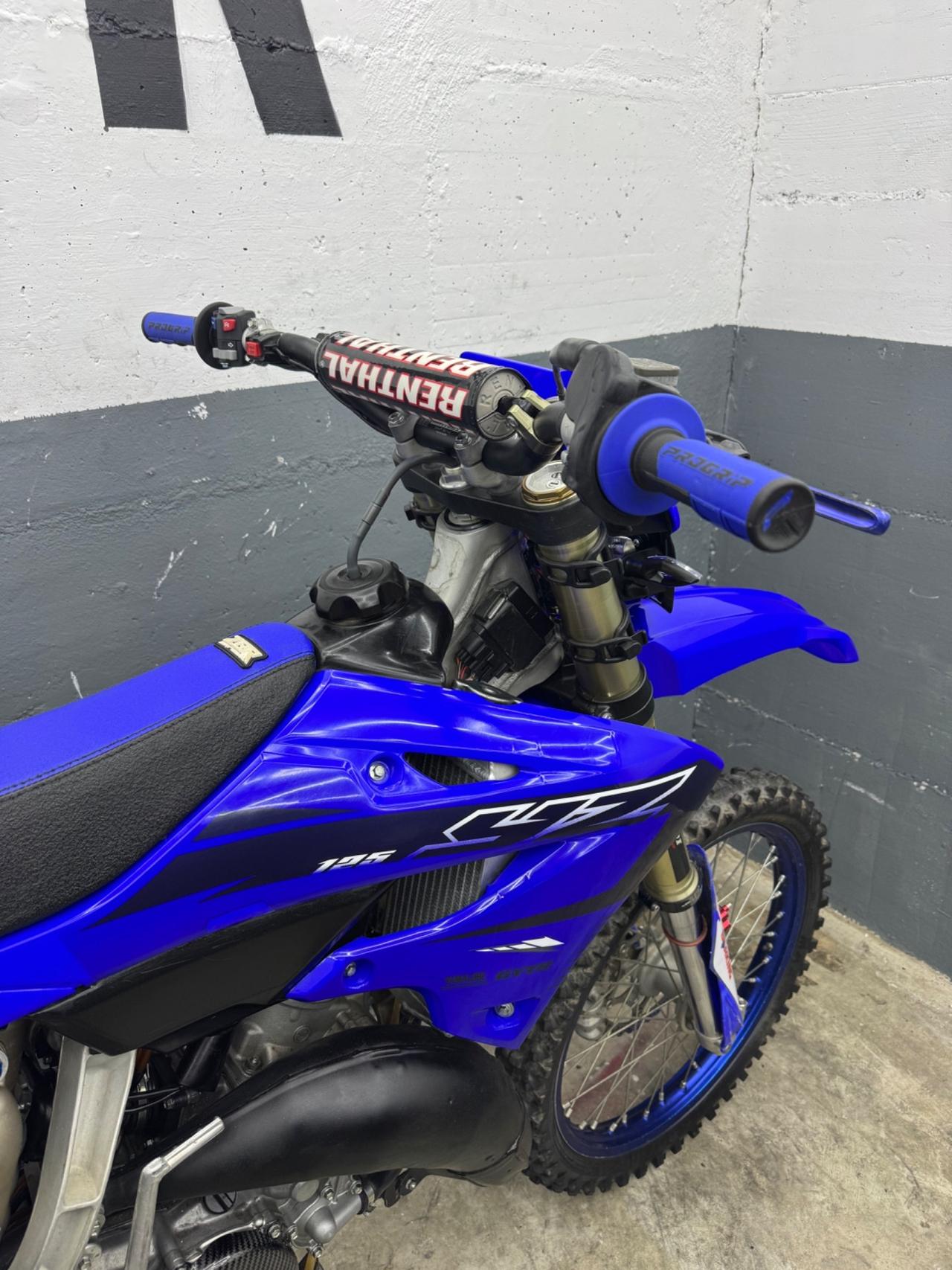 Yamaha YZ 125