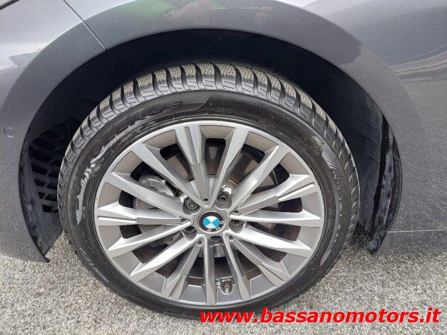 BMW 118 i 5p. Luxury PELLE TOTALE / NEOPATENTATI