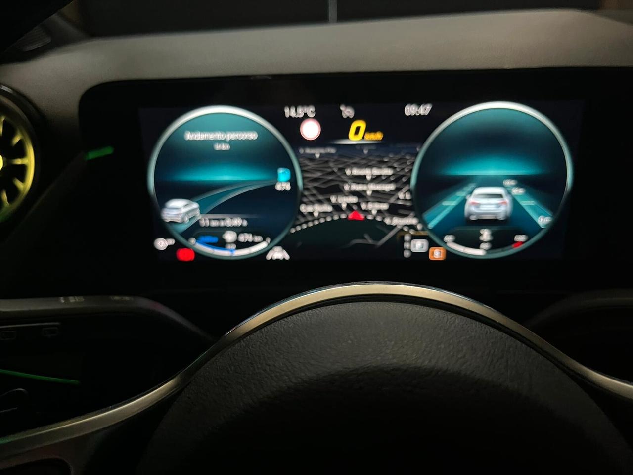 Mercedes-benz GLA 200D DA VETRINA