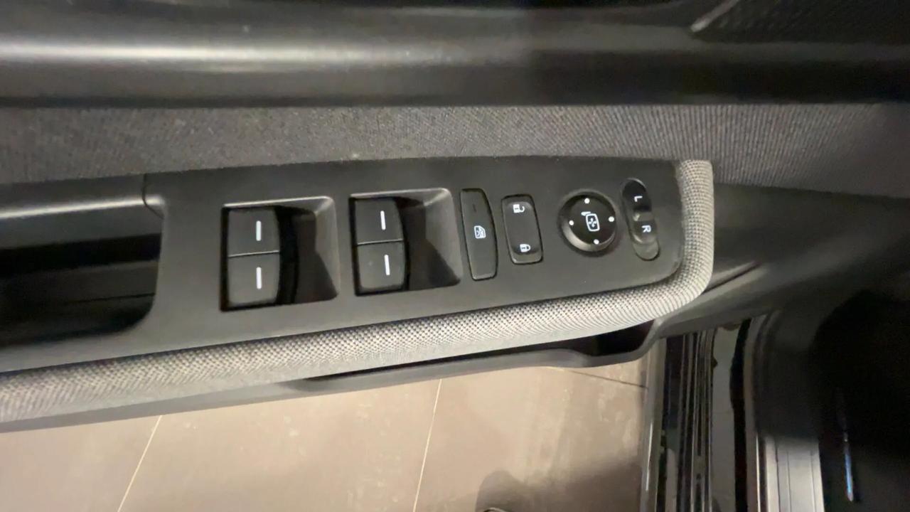 Honda e Advance 17