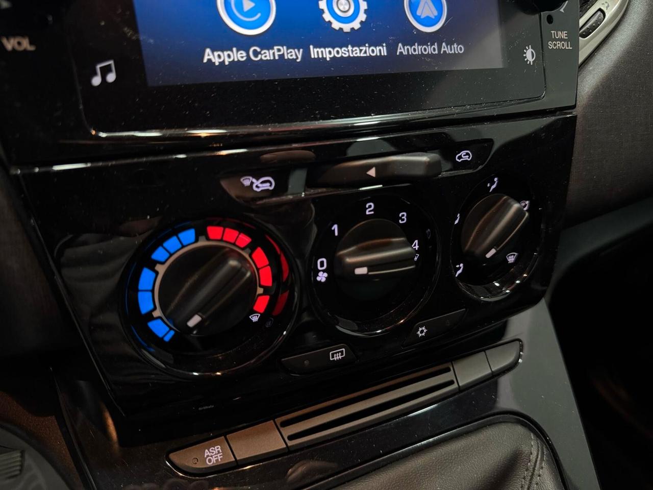 Lancia Ypsilon 1.0 FireFly 5 porte S&S Hybrid Ecochic UnYca