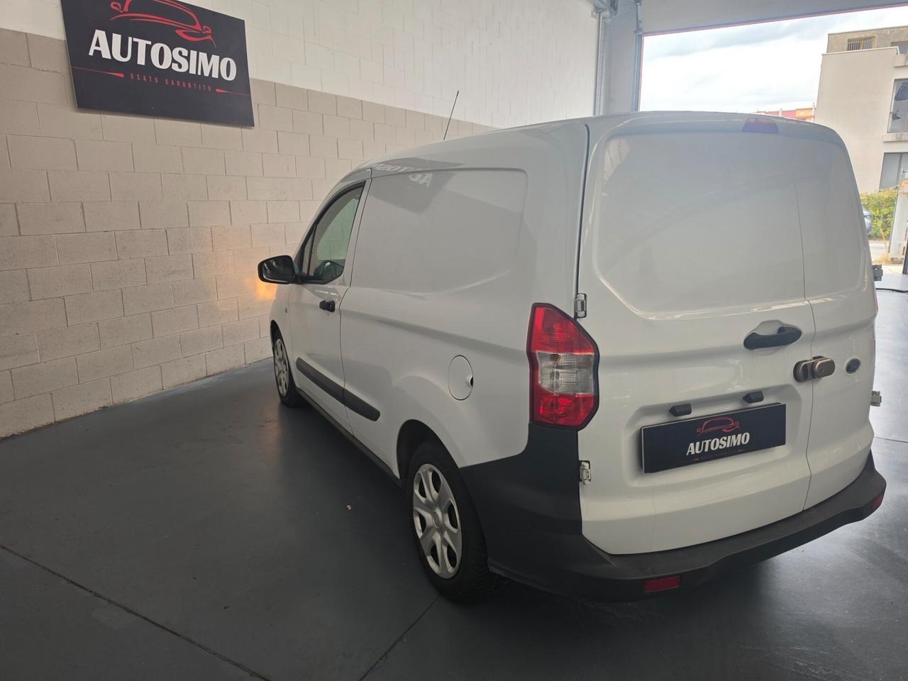 Ford Transit Courier 1.0 EcoBoost 100CV Van DC Trend