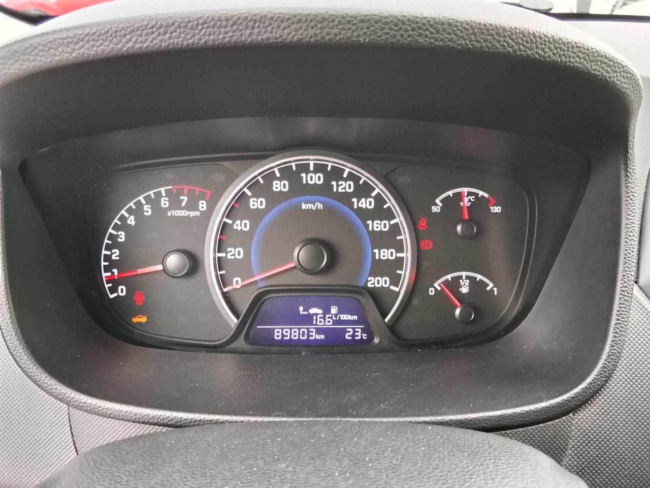 Hyundai i10 EURO 6 88 MILA KM