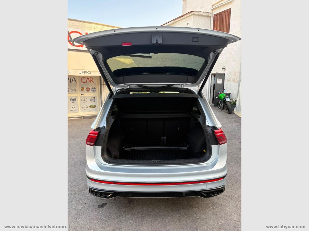 VOLKSWAGEN Tiguan 2.0 TDI 150CV SCR DSG R-Line