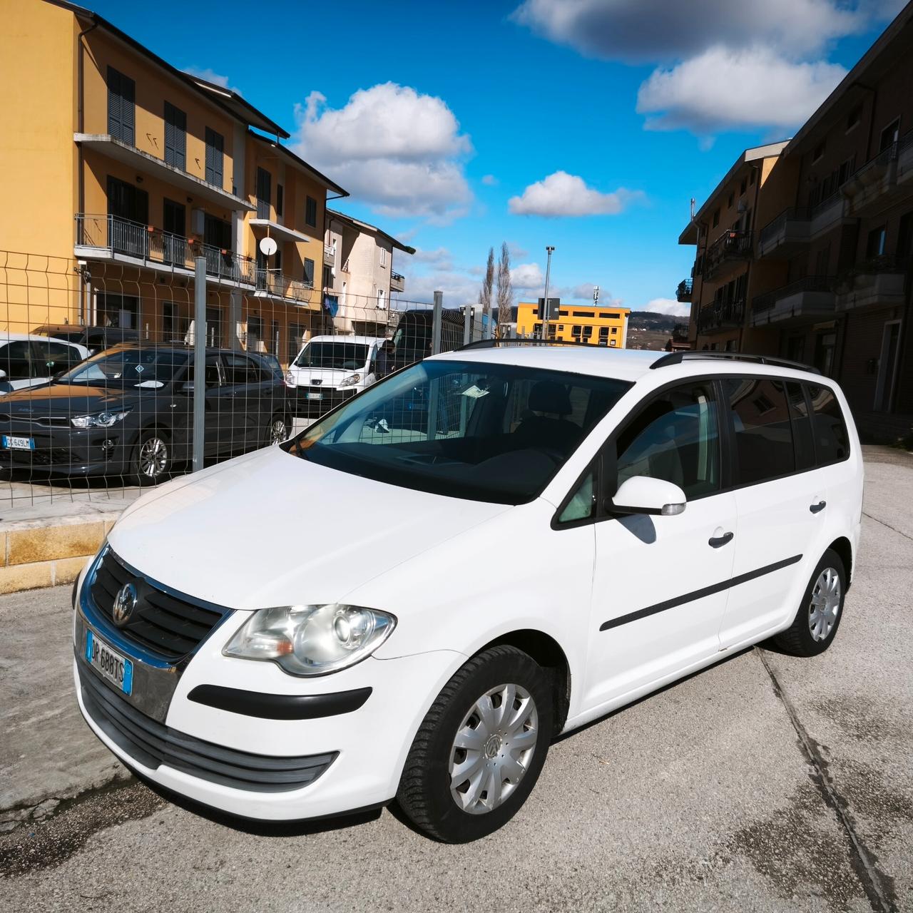 Volkswagen Touran 2.0 Conceptline Ecofuel
