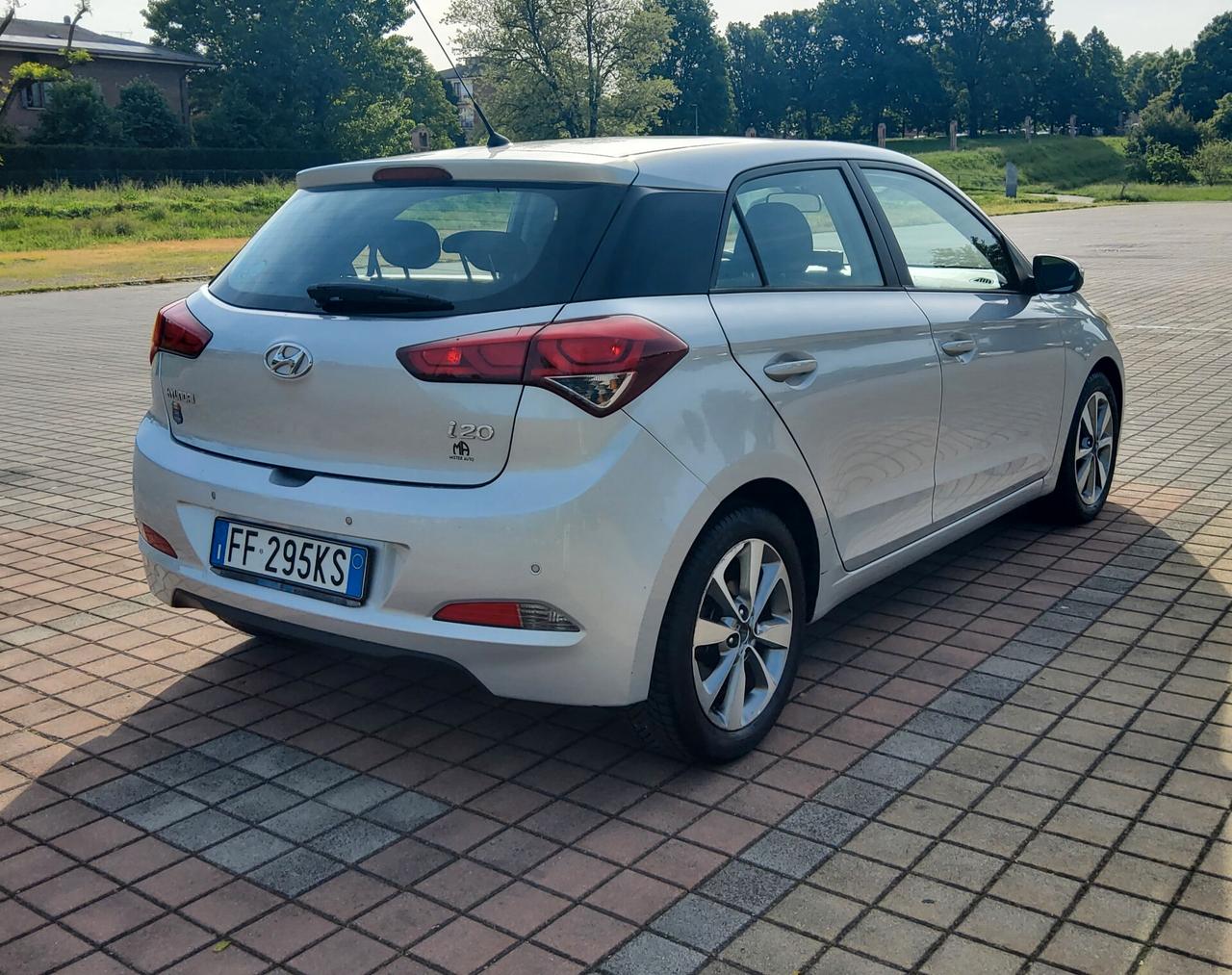 Hyundai i20 1.1 CRDi 12V 5 porte Comfort