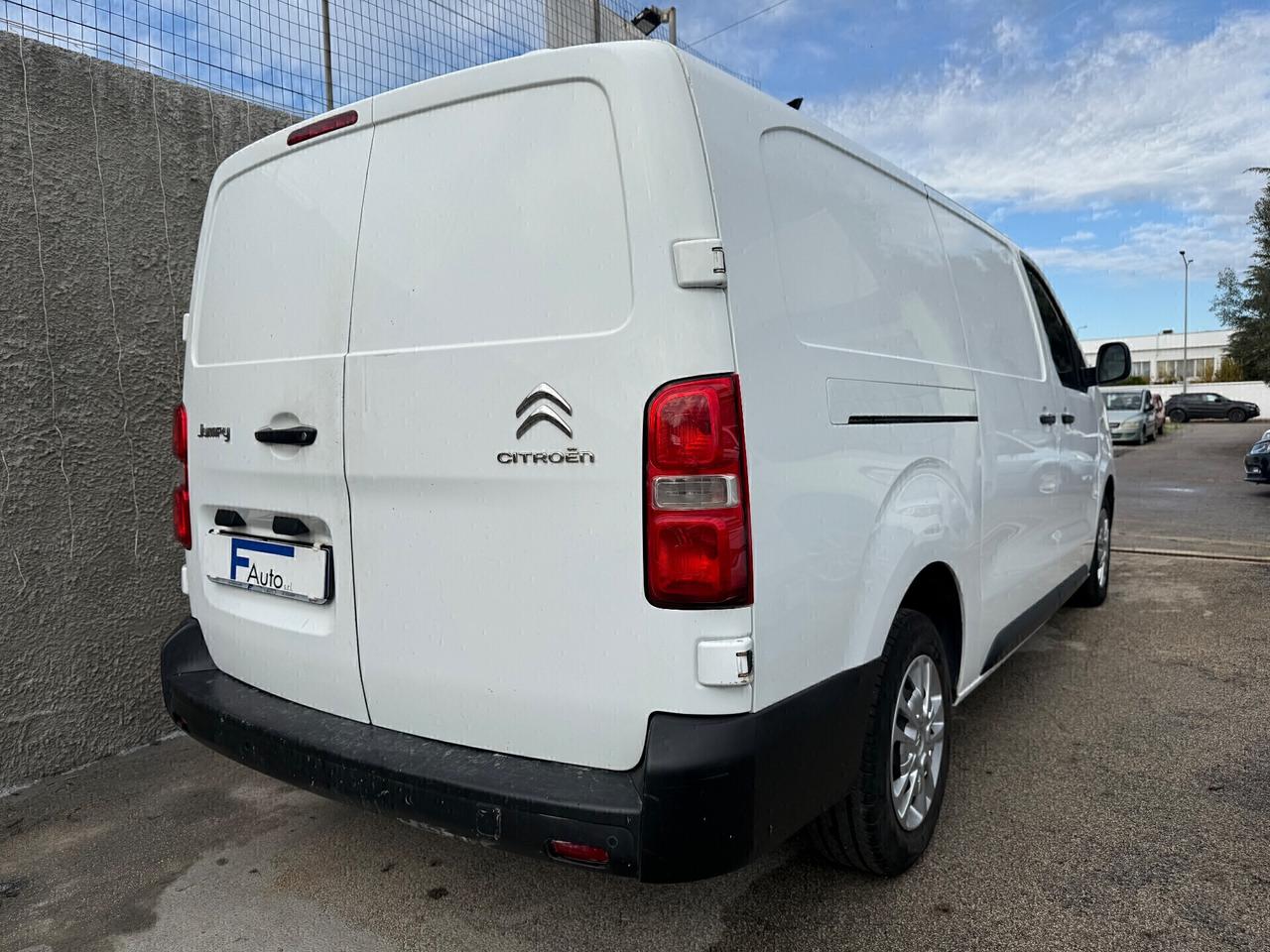 Citroen Jumpy BlueHDi 122cv(90kw),clima,bluetooth,cruise,ecc.