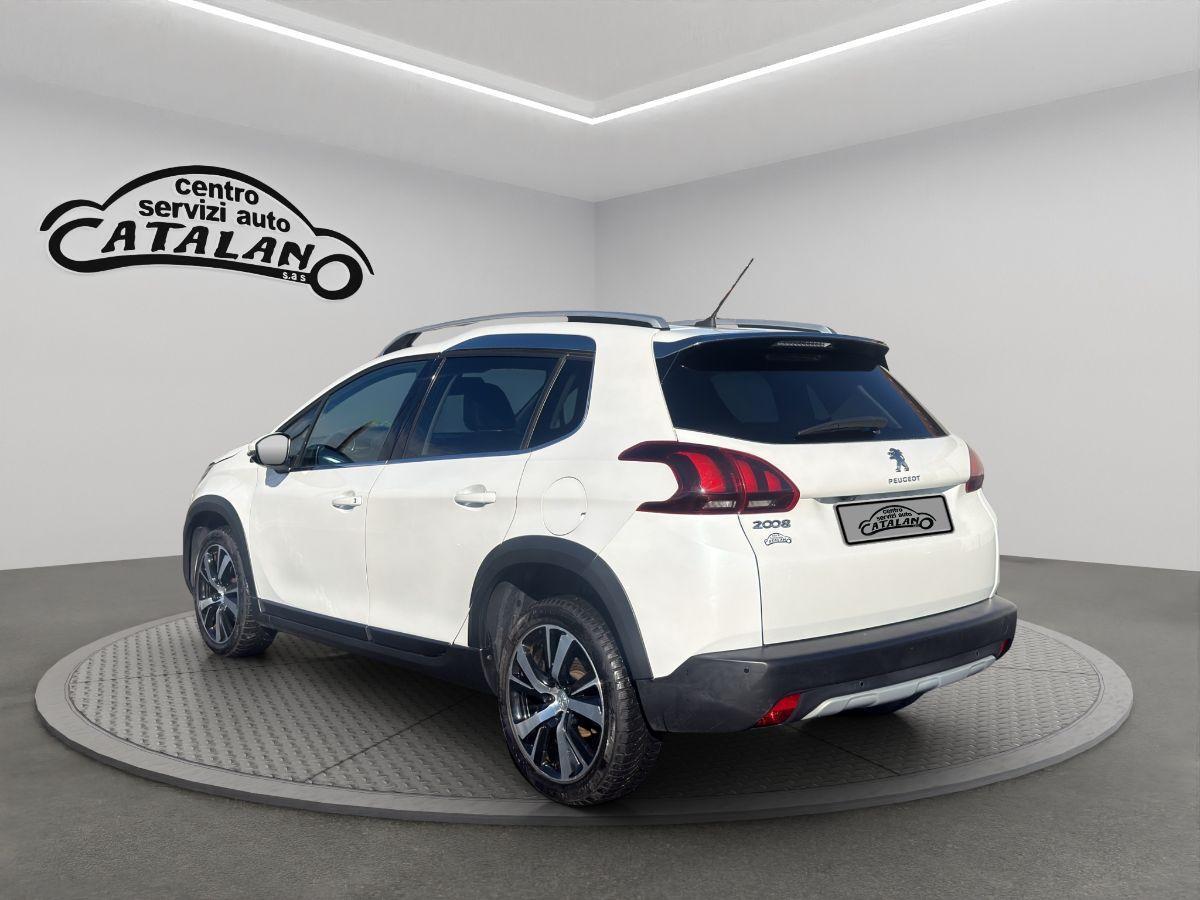 PEUGEOT - 2008 - 1.6 BlueHDi 102cv Black Matt bianco perla