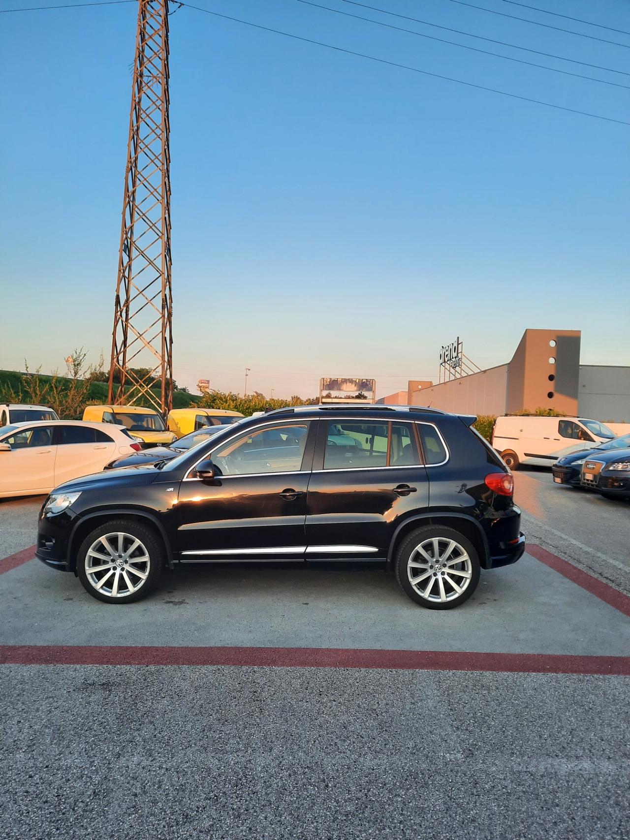 Volkswagen Tiguan 2.0 TDI 170 CV DPF 4MOTION R-Line