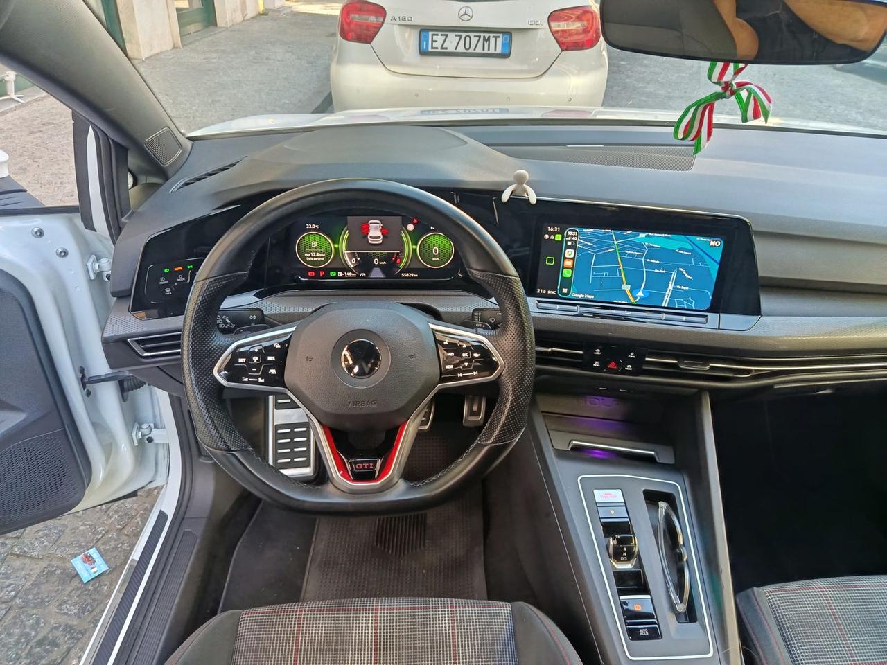 Volkswagen Golf Ultimate 2.0 TSI GTI #10337