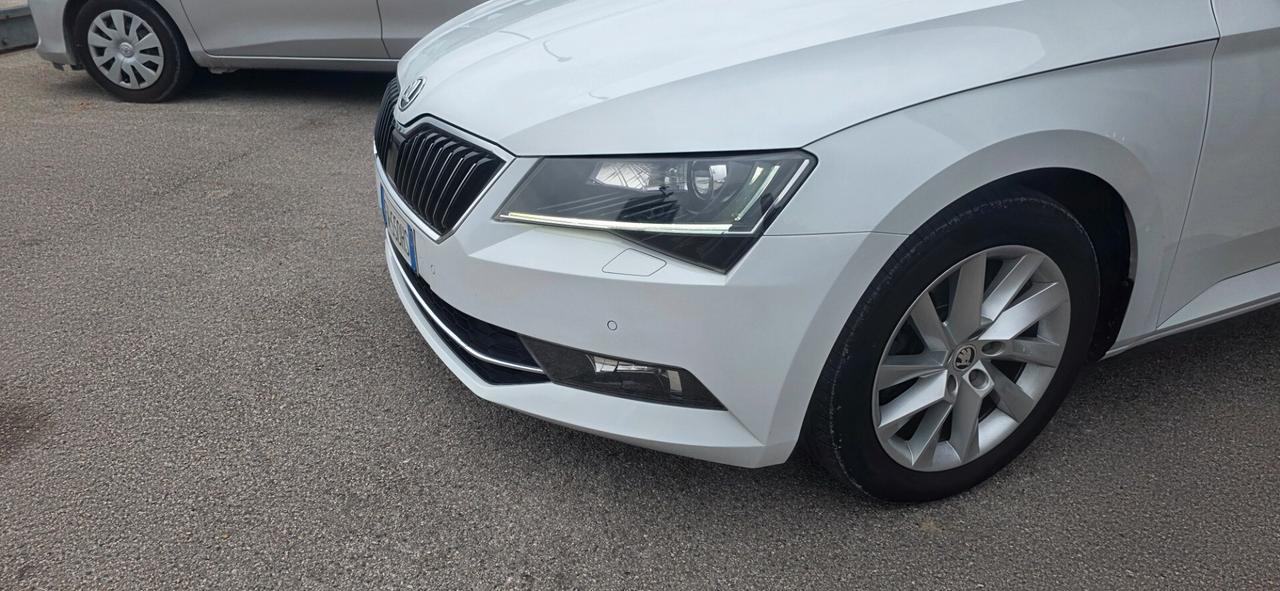 Skoda Superb 1.6 TDI DSG Wagon Ambition