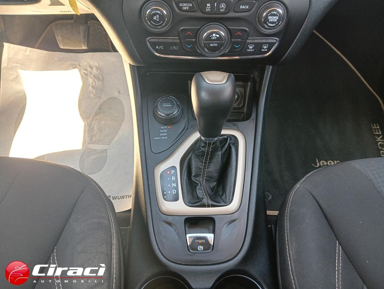 Jeep Cherokee 2.2 Mjt II 185 CV 4WD Active Drive Longitude