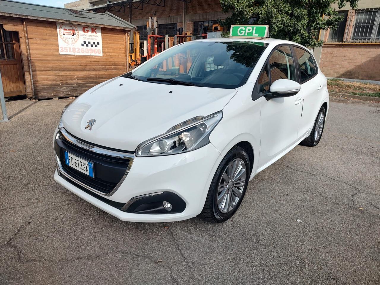 Peugeot 208 PureTech 82 5p. GPL Access, BENZINA\GPL, OK NEOPATENTATI