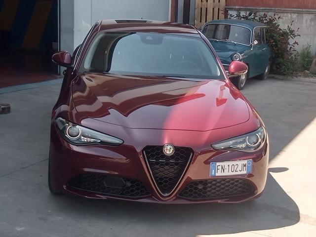 ALFA ROMEO Giulia 2.2 Turbodiesel 180 CV Super MANUALE!!!