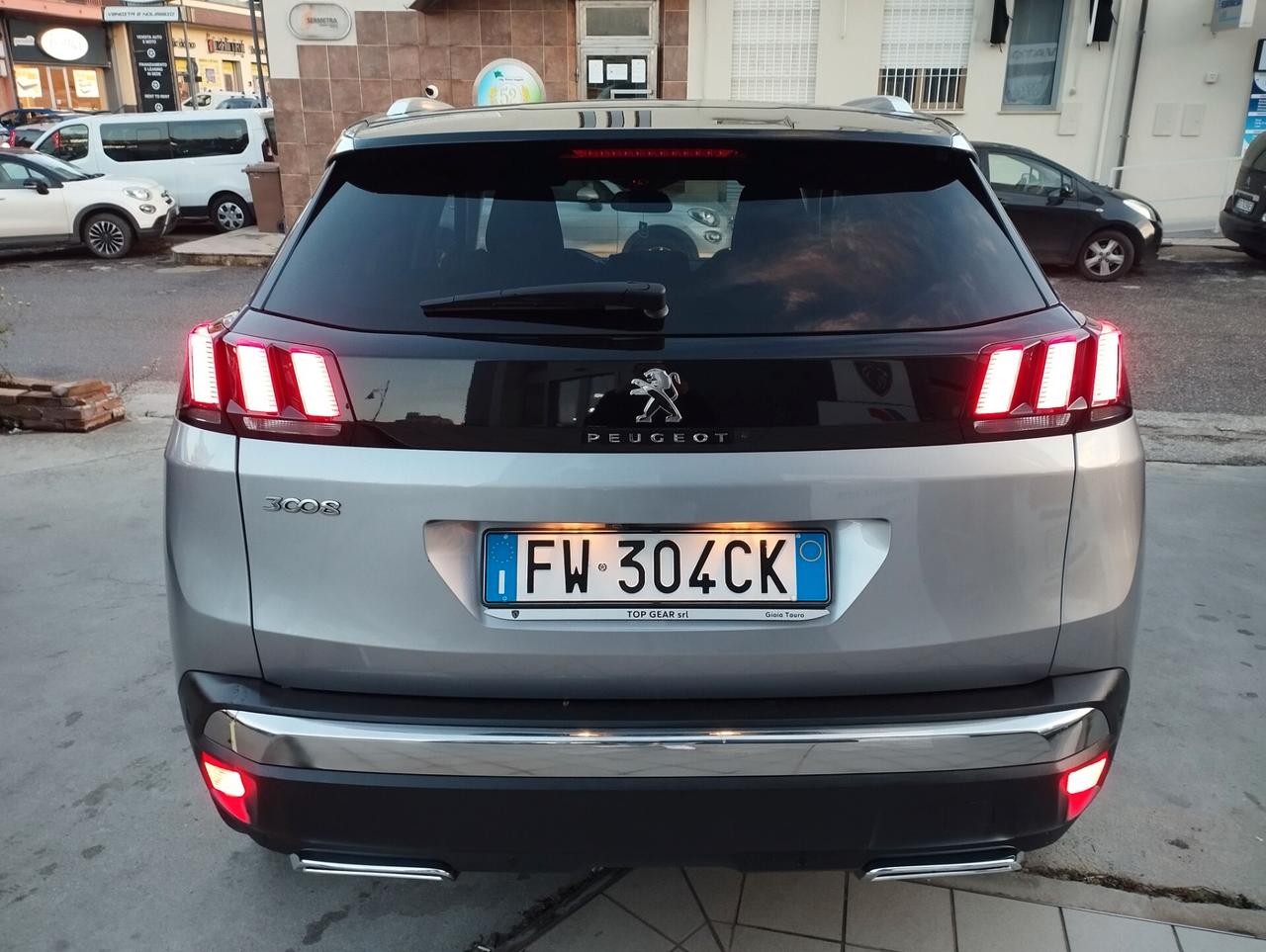 Peugeot 3008 BlueHDi 130 S&S EAT8 Allure