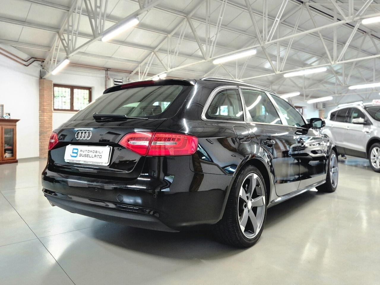 Audi A4 Avant 2.0 Aut. S.Line *Gancio traino* 177CV