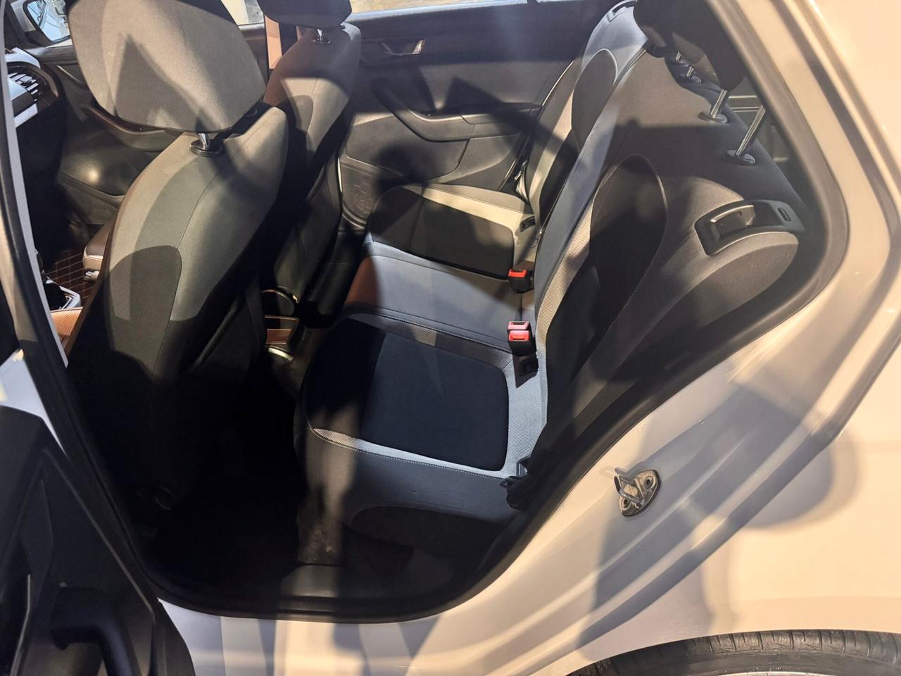 Skoda Fabia 1.0 MPI 75 CV Design Edition