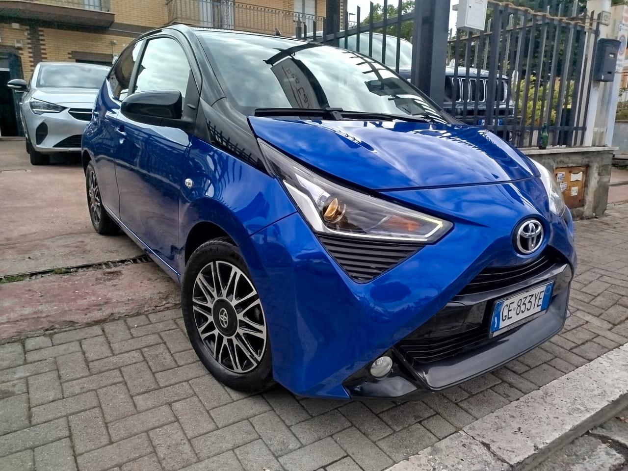 AYGO X-CLUSIV 1.0 AUTOM *PREZZO VERO* PELLE-LED-KM CERTI