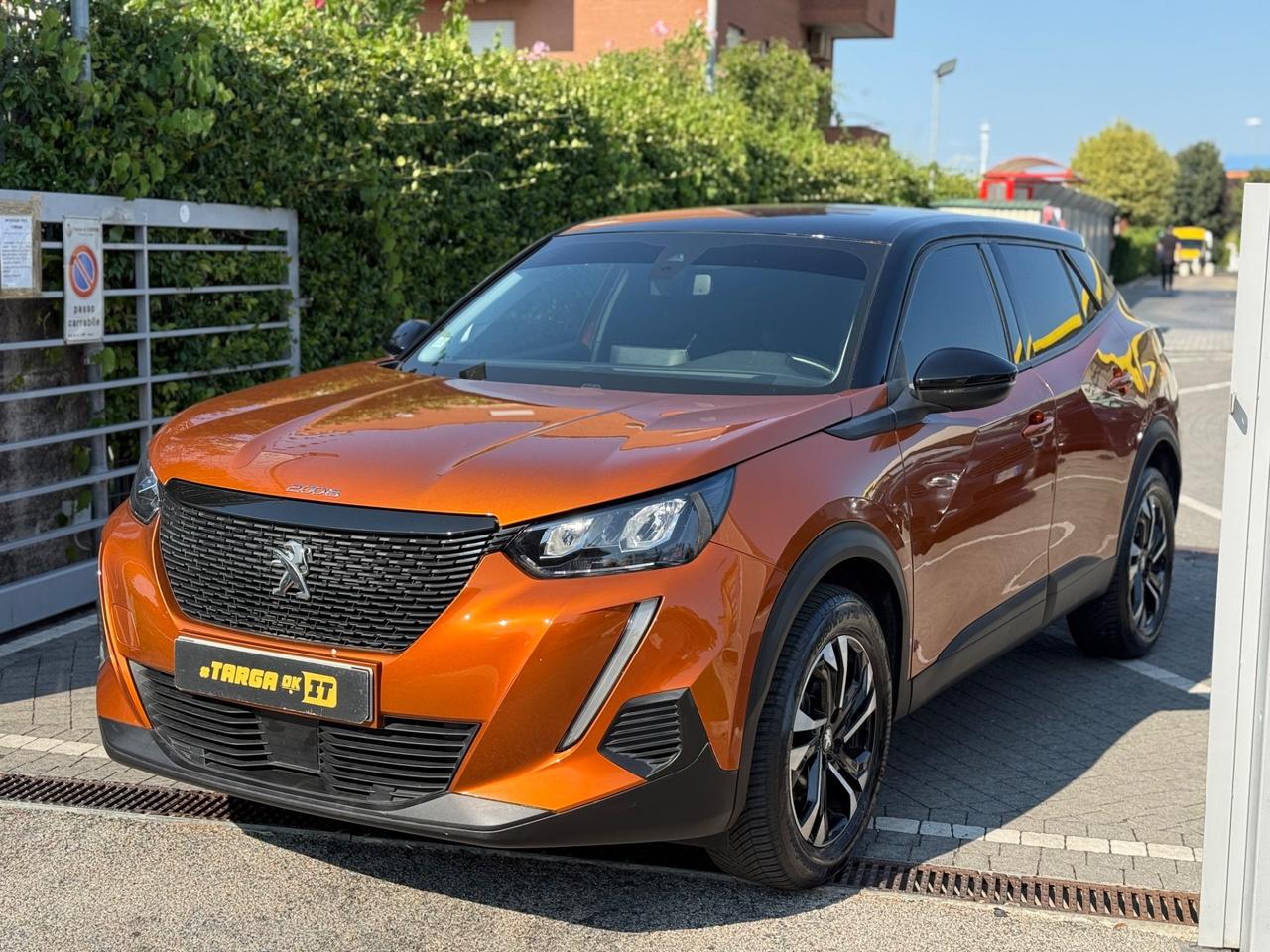 Peugeot 2008 PureTech 100 Allure + GARANTITA