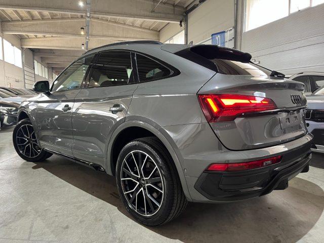 AUDI Q5 SPB Sportback 40 TDI quattro Identity Black S line
