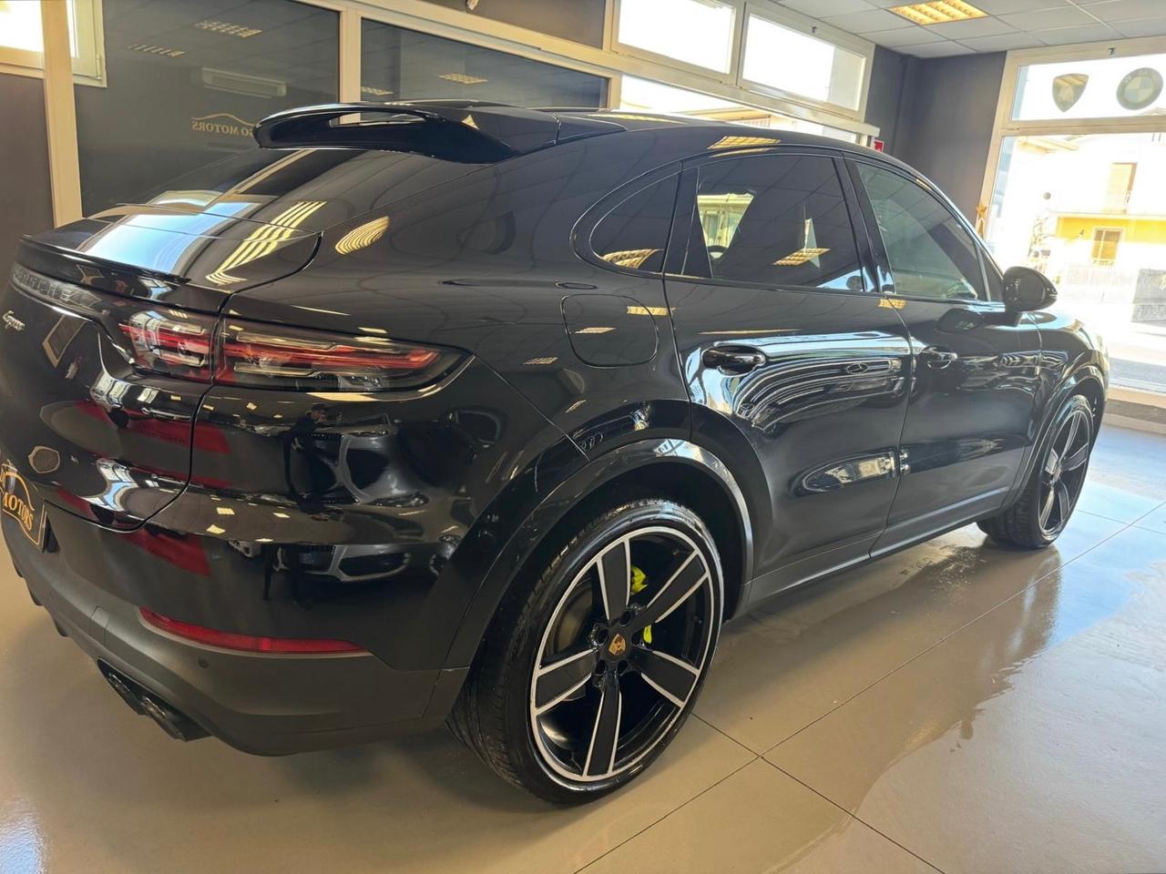 Porsche Cayenne 3.0 V6 E-Hybrid