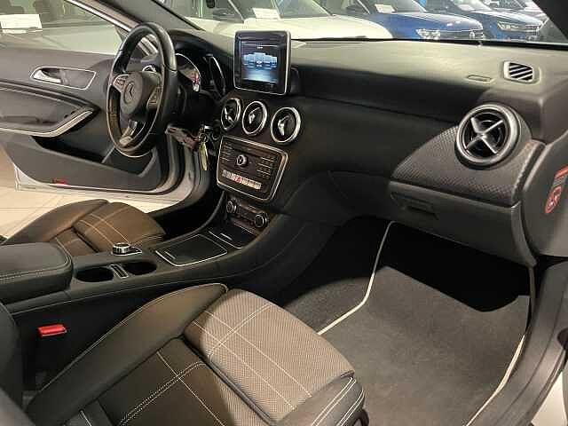 Mercedes-Benz A 180 A 180 d Automatic Sport
