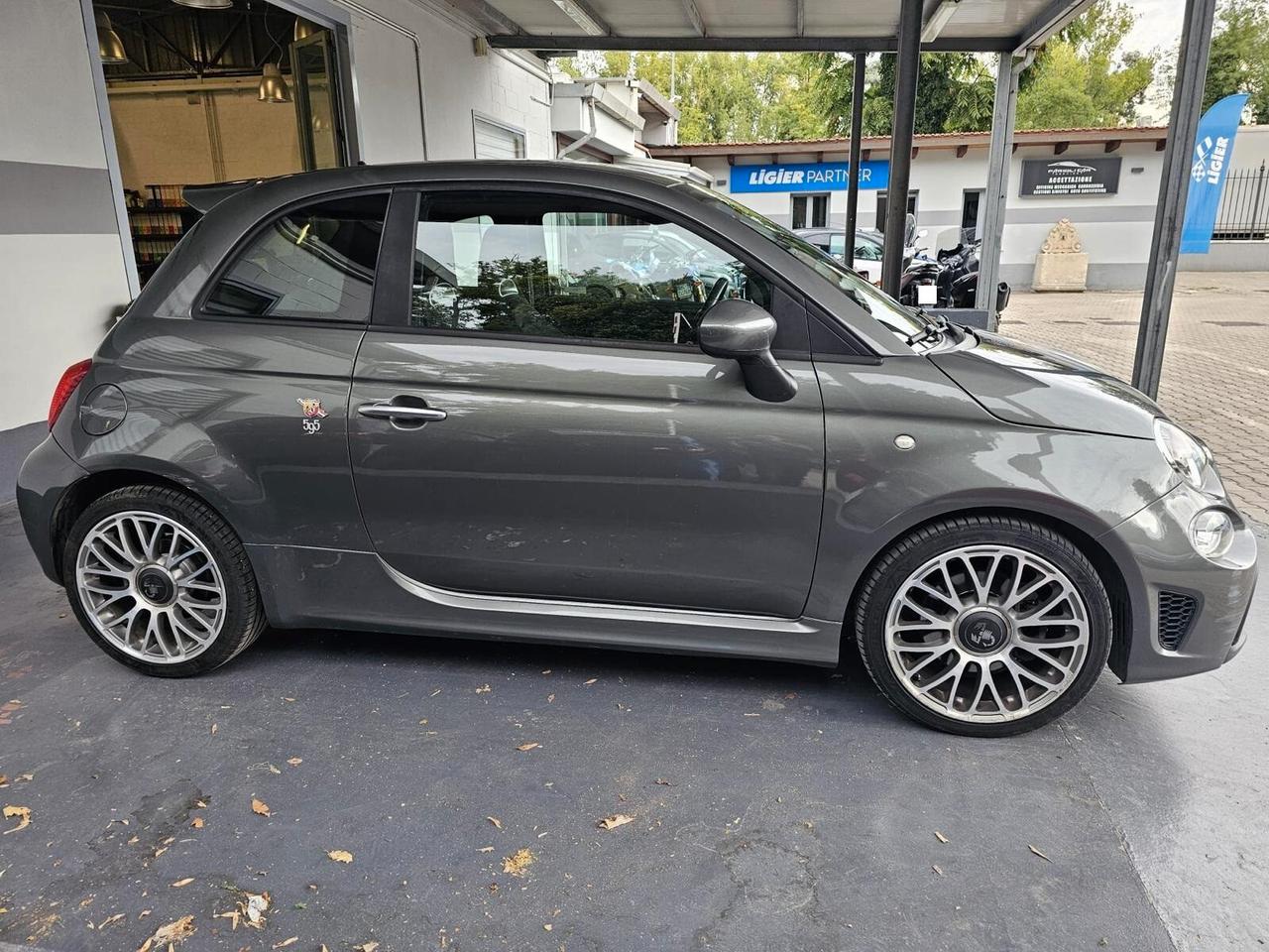 Abarth 595 1.4 Turbo T-Jet 145 CV