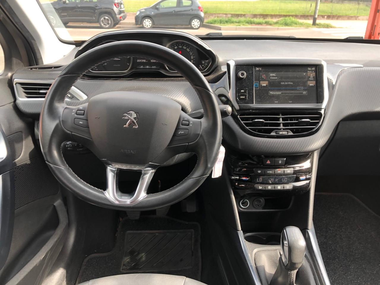 Peugeot 2008 1.2 VTi 82CV Allure