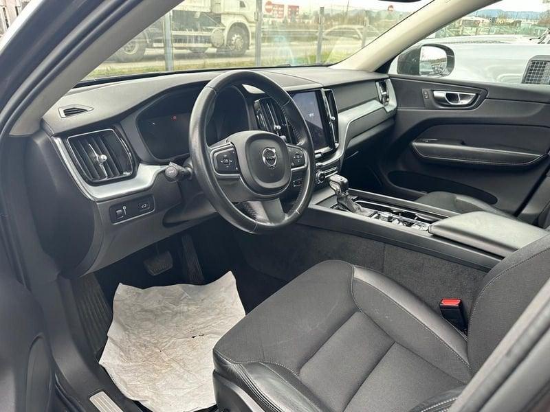 Volvo XC60 II 2018 2.0 d4 Business awd geartronic