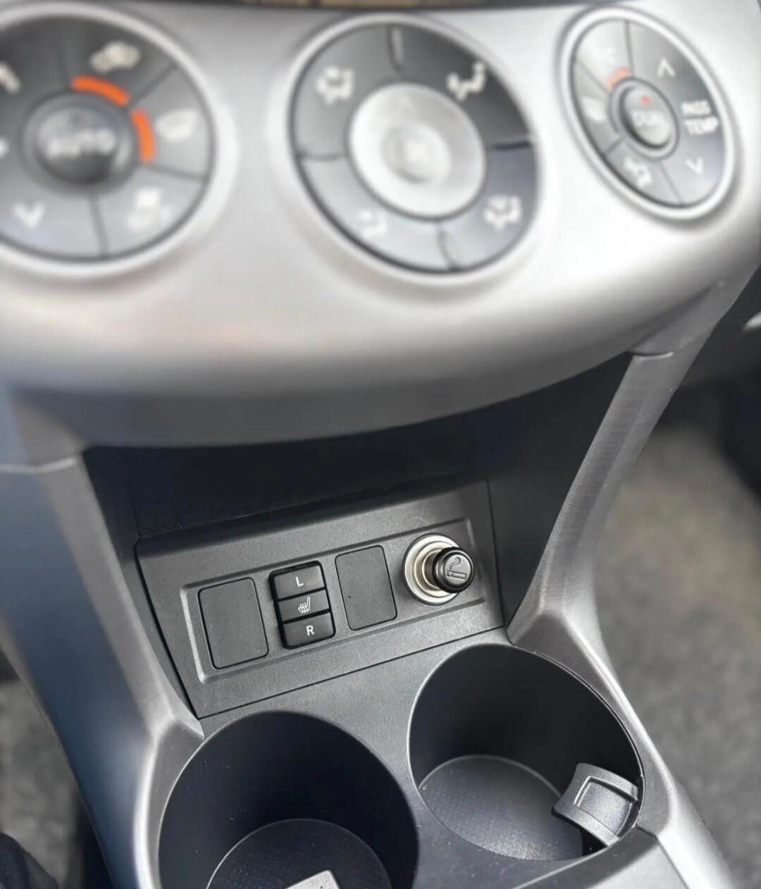 Toyota RAV 4 2.2 D-4D 177 CV 4x4 Luxury MOTORE RIFATTO