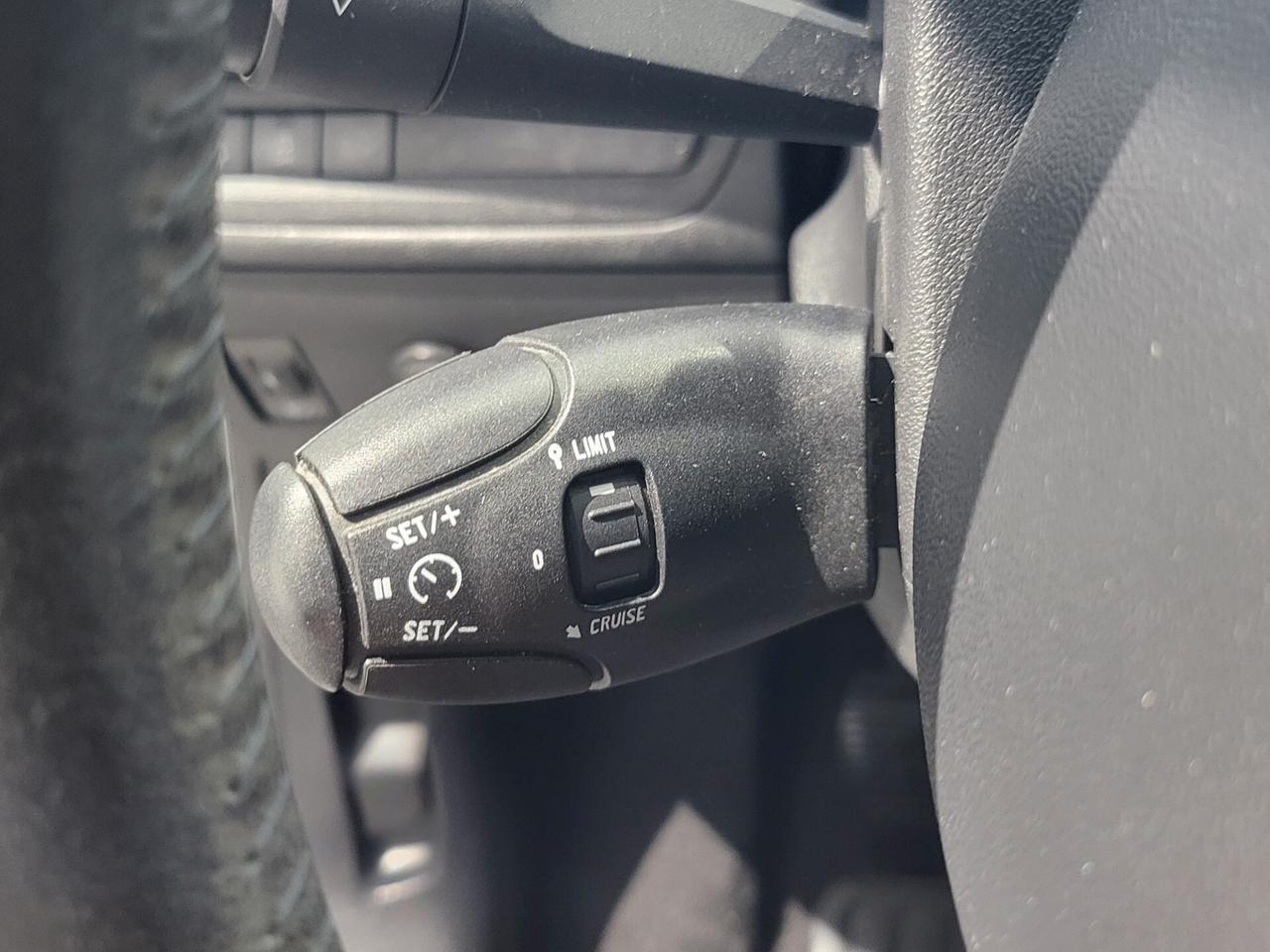 Peugeot 208 - 2017 PureTech 82 Cv GPL Allure