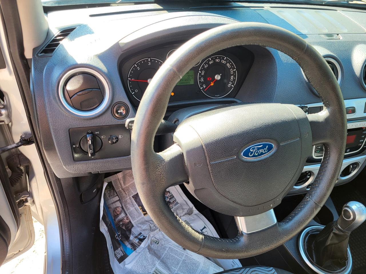 FORD FUSION 1,4 TDCi-GANCIO TRAINO-PORTAPACCHI