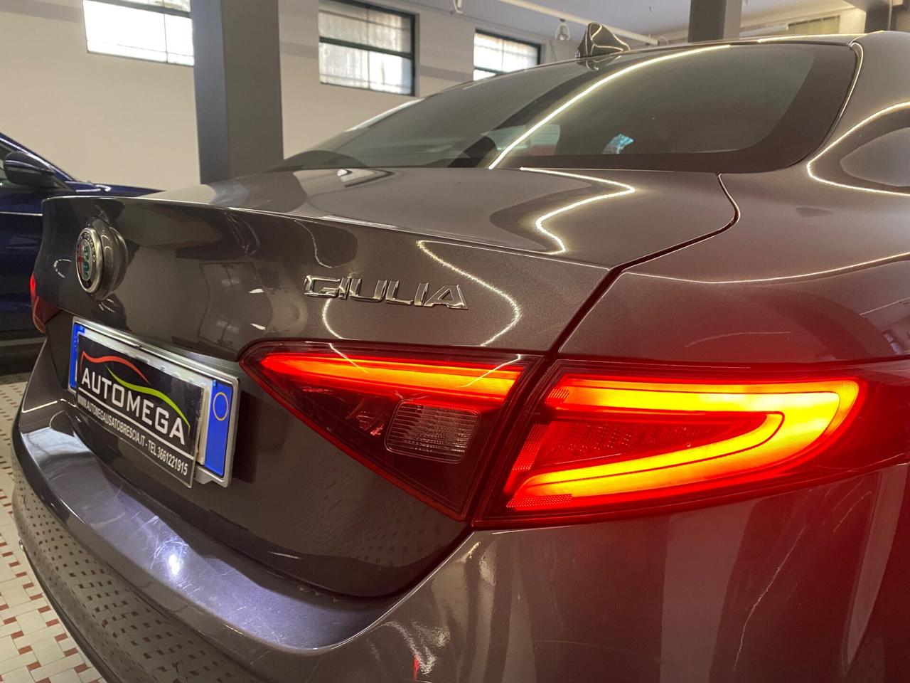 Alfa Romeo Giulia 2.2 136 cv Automatica- Navi