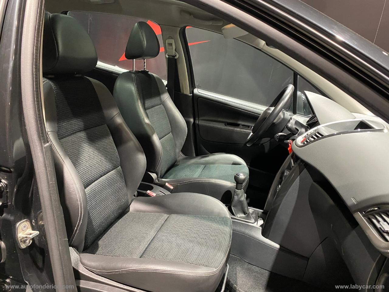 PEUGEOT 207 1.6 8V HDi 93 CV SW Ciel Allure