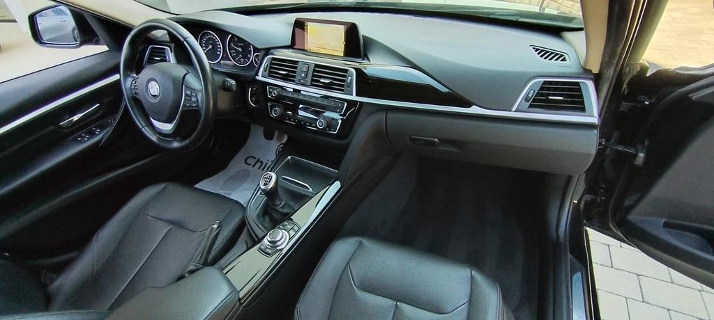 BMW Serie 3 Touring 318 d Luxury