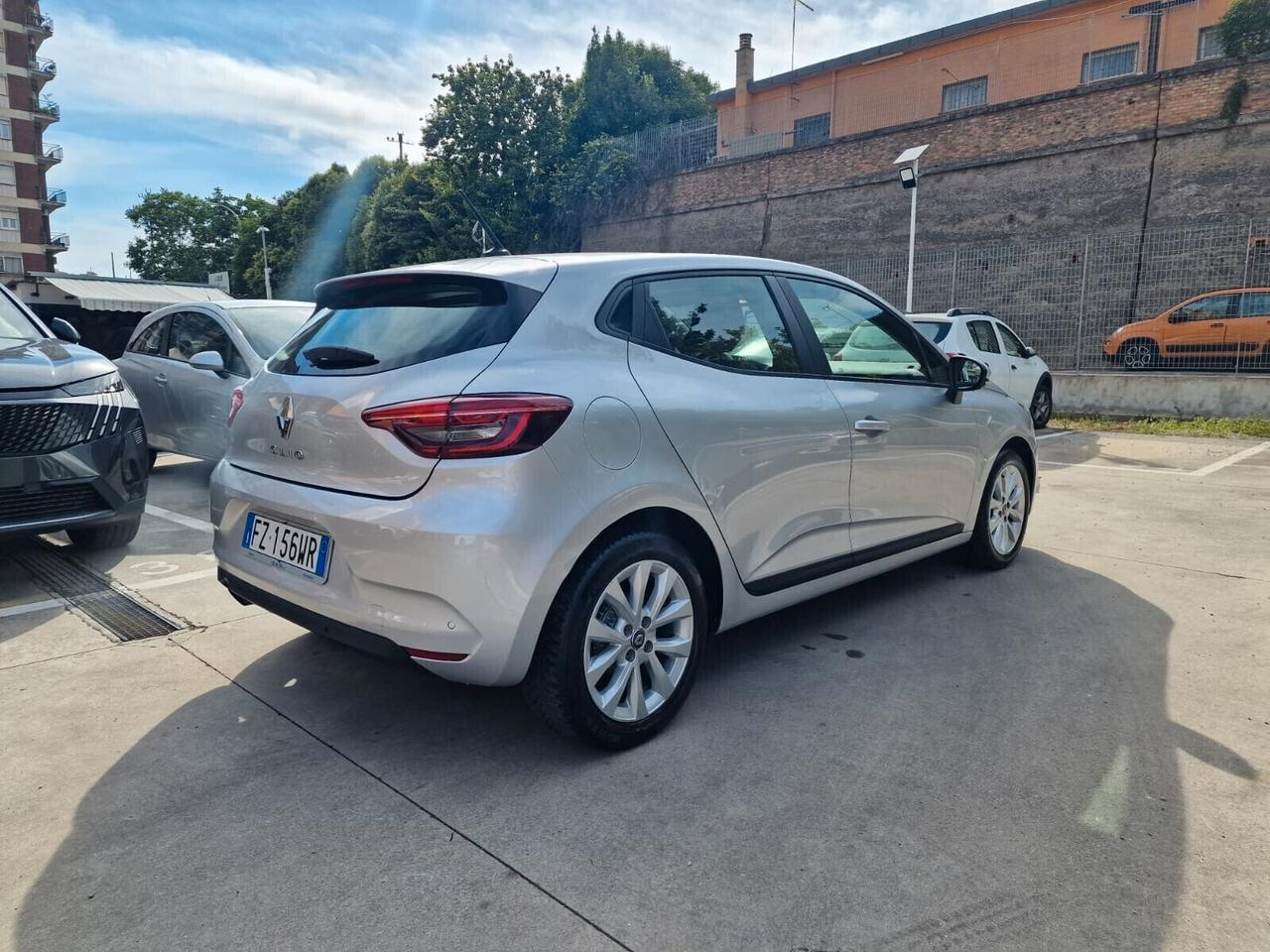 Renault Clio TCe 100 CV 5 porte Business